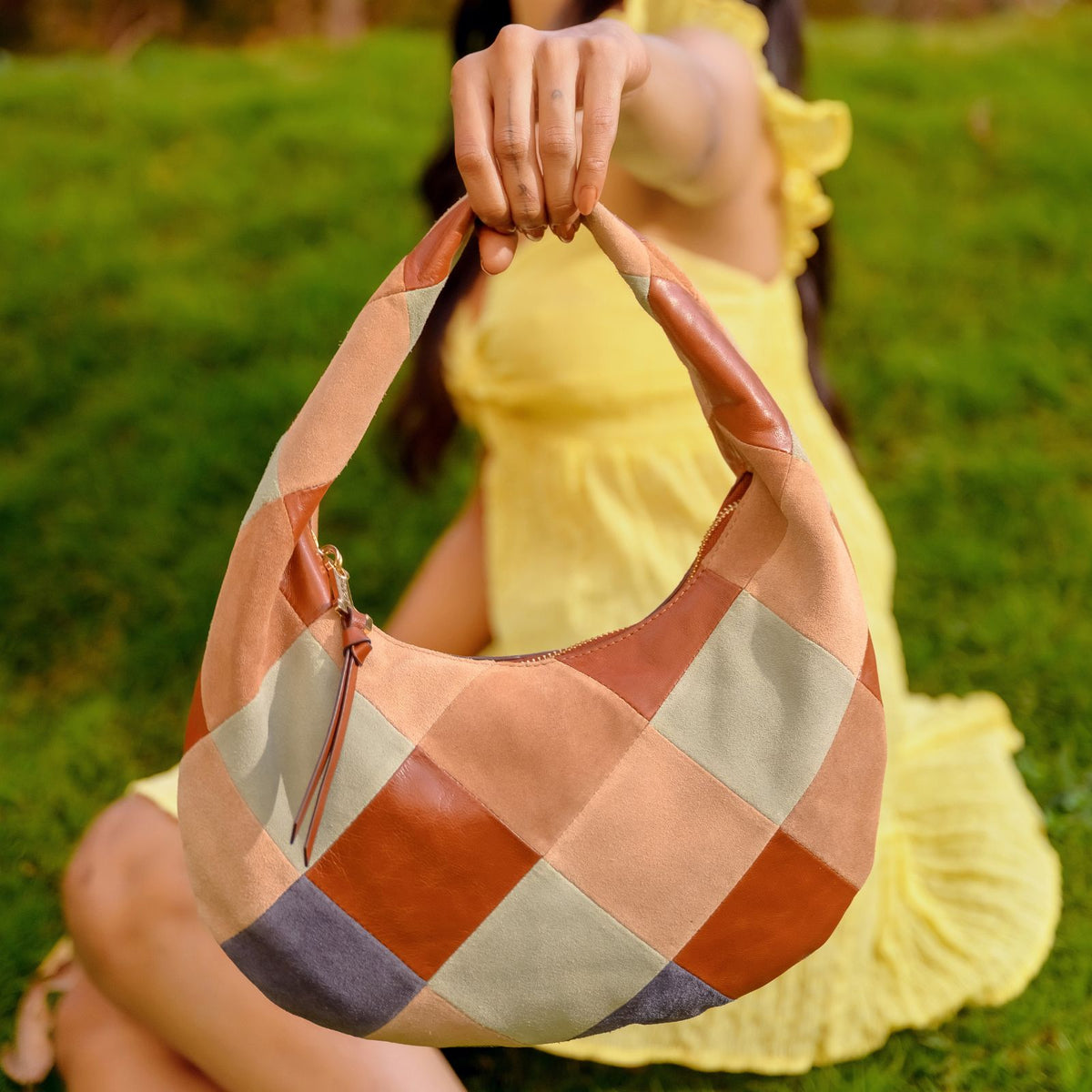 WILLO PATCH TRAIN SHOULDER BAG HOBO