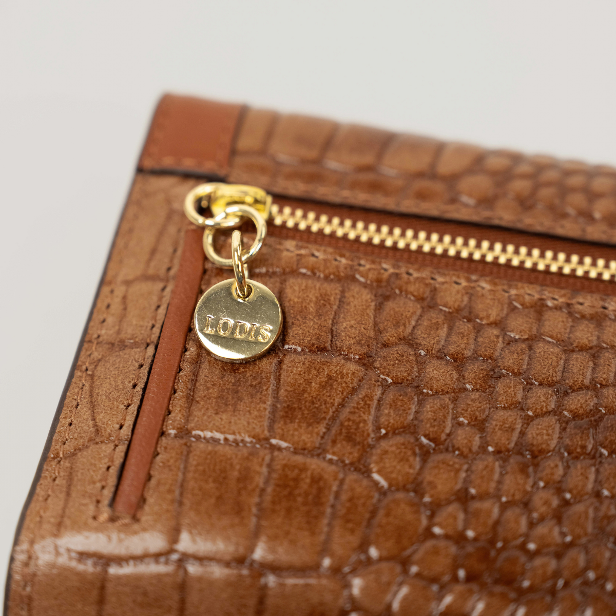 AMARA CHECKBOOK CLUTCH - CHESTNUT