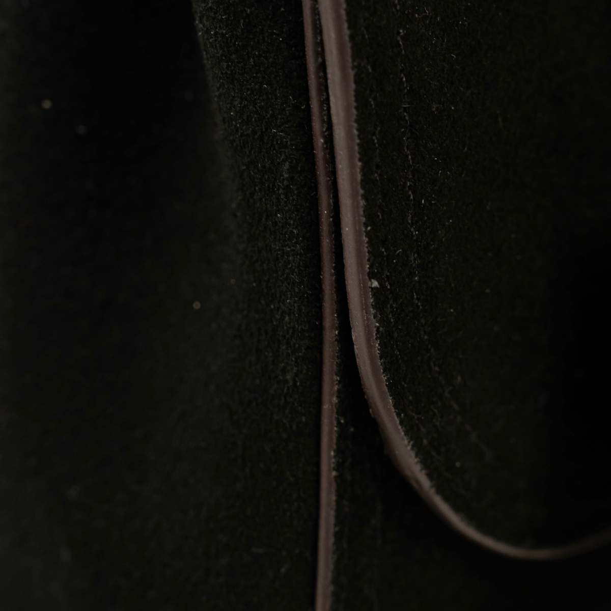 ORAYA SUEDE CROSSBODY - BLACK