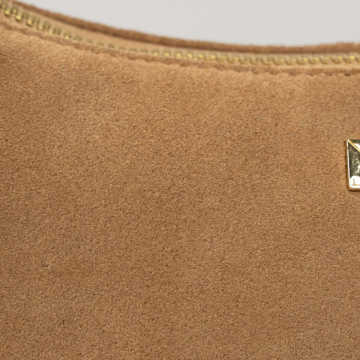 AXIS CROSSBODY - SADDLE
