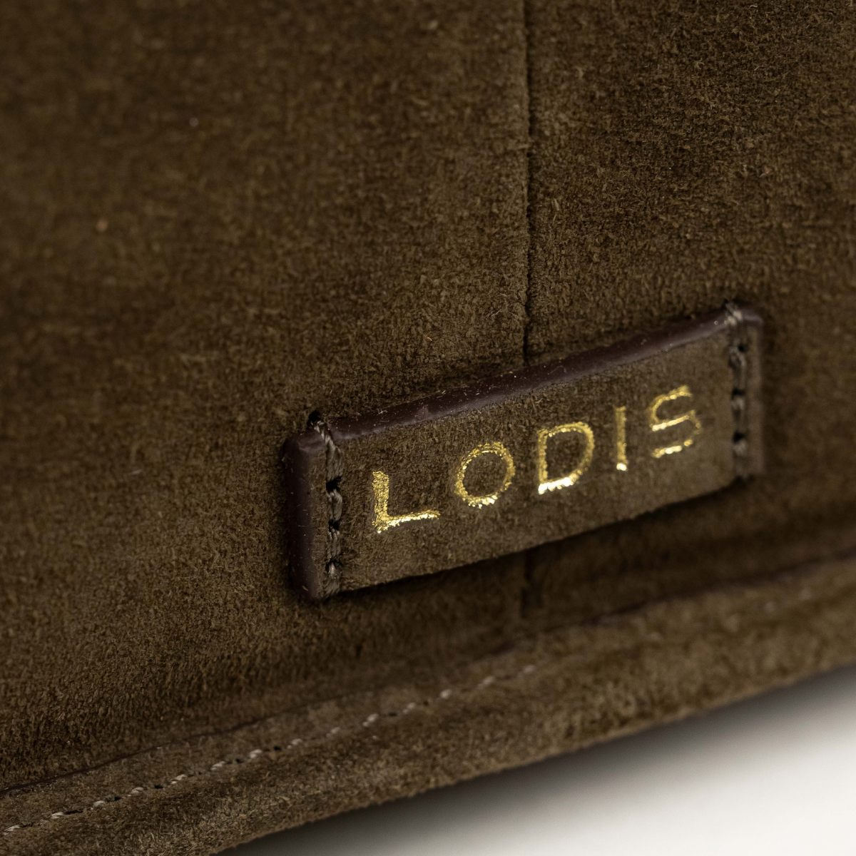 AXIS CROSSBODY - OLIVINE