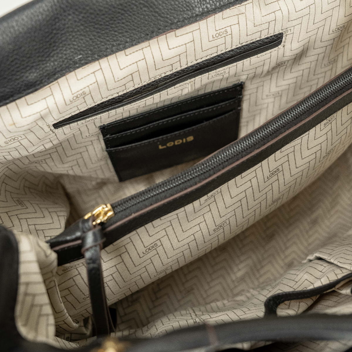 SONDRA SHOULDER BAG - BLACK