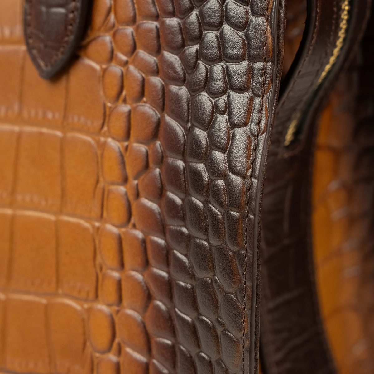 VINTAGE BURNISHED SATCHEL - CHESTNUT