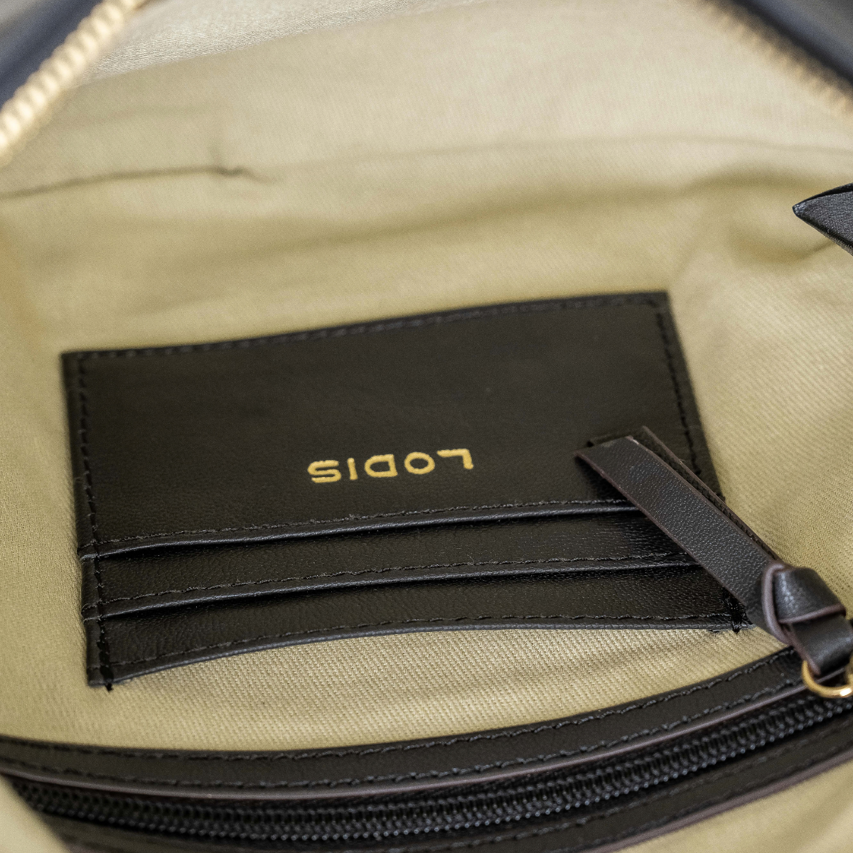 LUMOS TEXAS CROSSBODY - BLACK