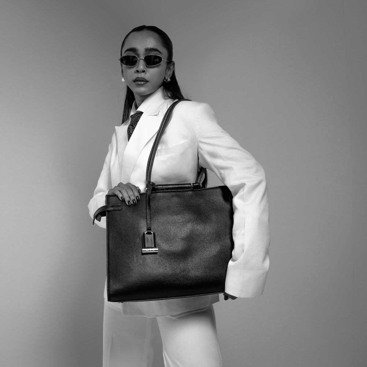 AMARA TOP HANDLE TOTE - BLACK
