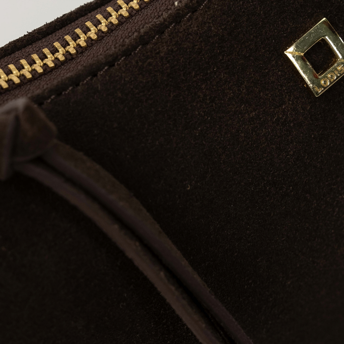 AXIS CROSSBODY - BROWN