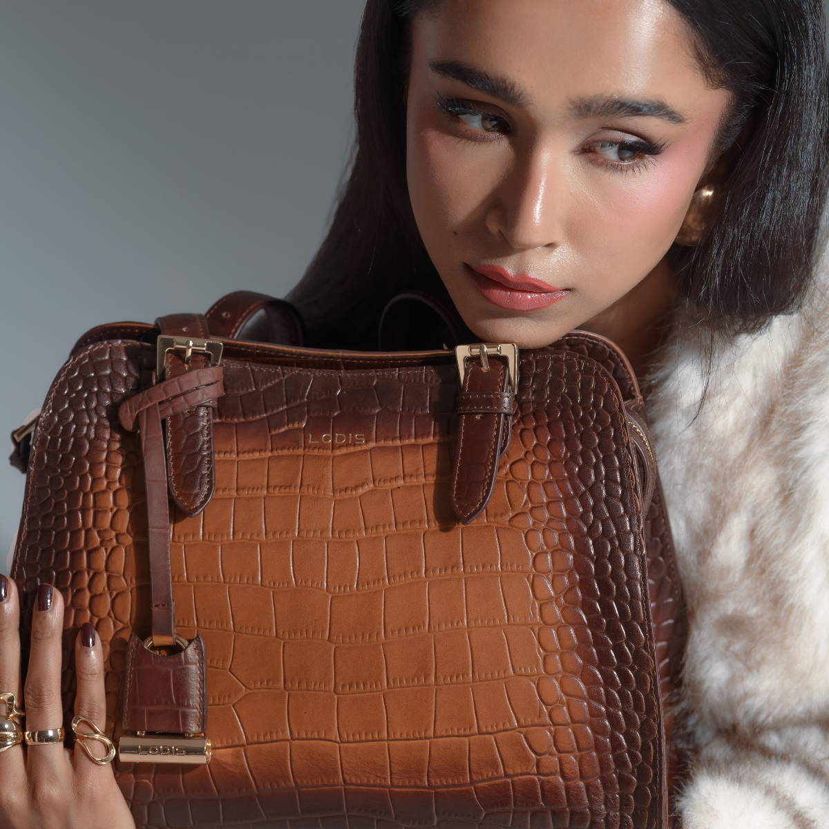 VINTAGE BURNISHED SATCHEL - OLIVINE