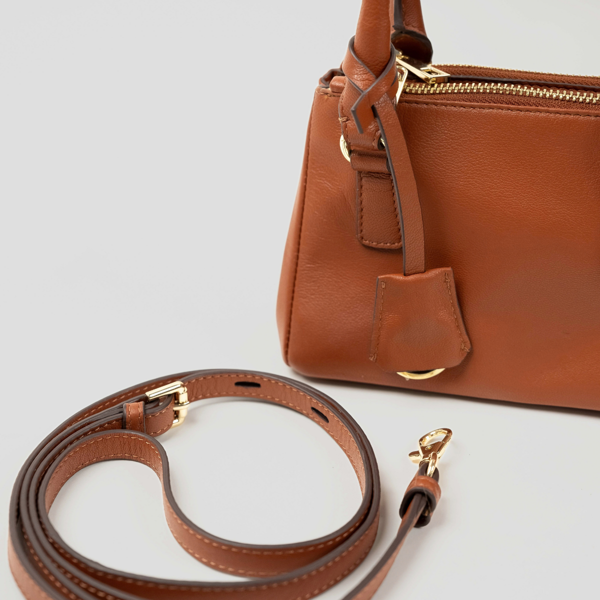 ECLIPSE TOP HANDLE TEXAS CROSSBODY - RUST